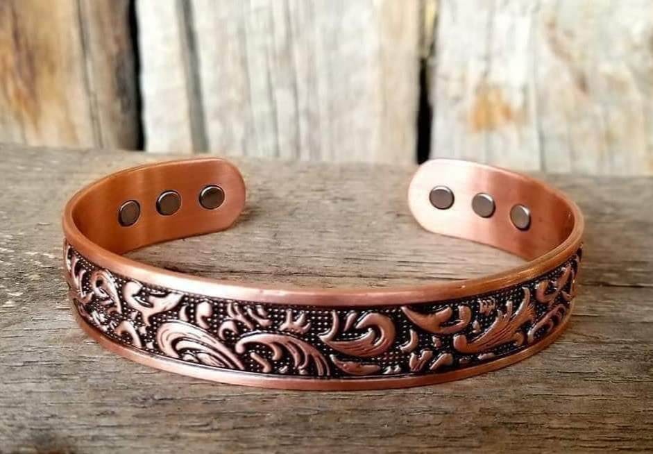 Copper cuff bracelet with magnets